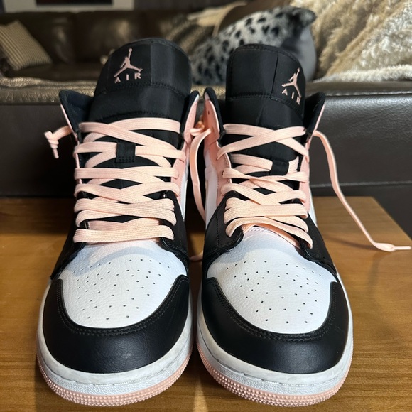 Nike Air Jordan 1 Mid Crimson Tint Arctic Orange Pink/Black Toe Mens 13 Like New - Picture 4 of 12